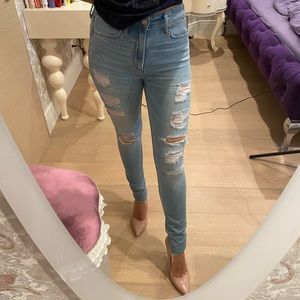Abercrombie & Fitch - Super Skinny High Rise
